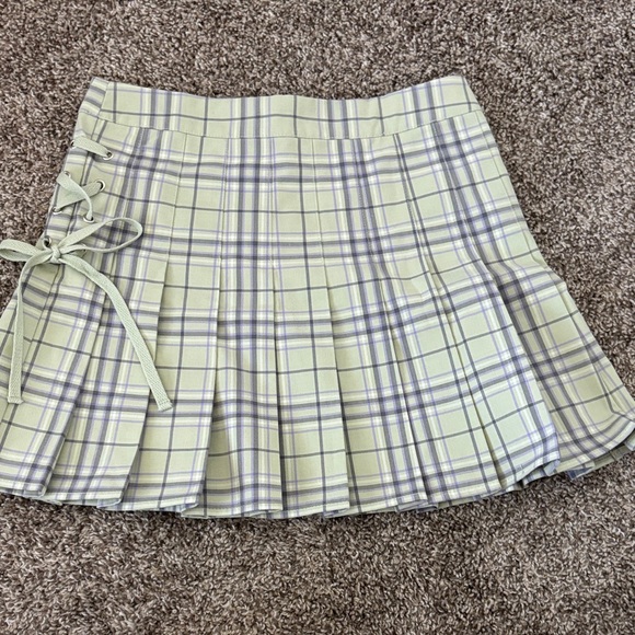 Forever 21 Green and Gray Plaid Skater Skirt Size S - Picture 1 of 4
